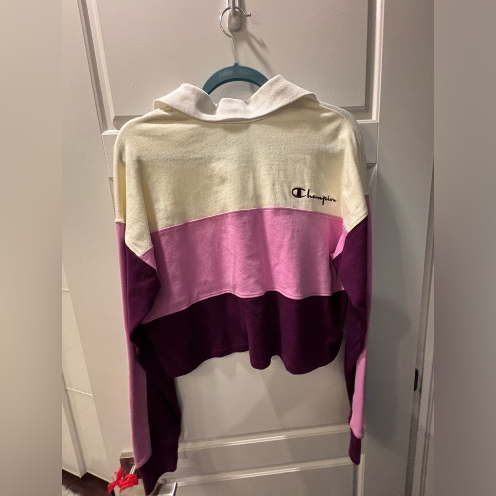 ✨ Champion Multi Coloured Shirt ✨ - Picture 2 of 2